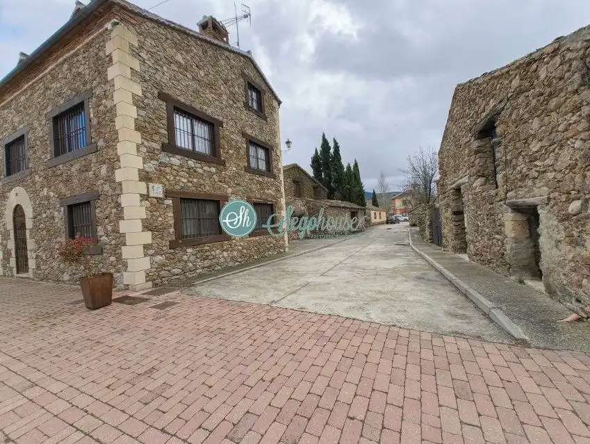 Terreni e lotti in vendita a Sotosalbos, imagen 20