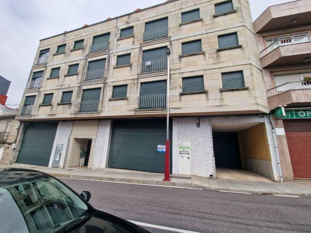 Local comercial en Venta en A Cañiza