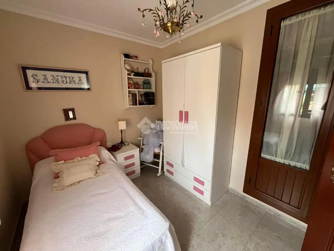 Bedroom of Detached homes for sale in Alcalá de Guadaira  with Air Conditioner, Heating and Balcony