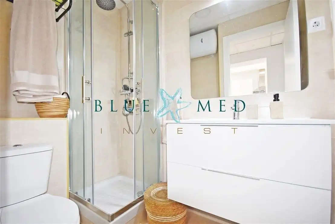 Badezimmer von Wohnungen zum Verkauf in Mazarrón mit Privatgarten, Abstellraum und Möbliert