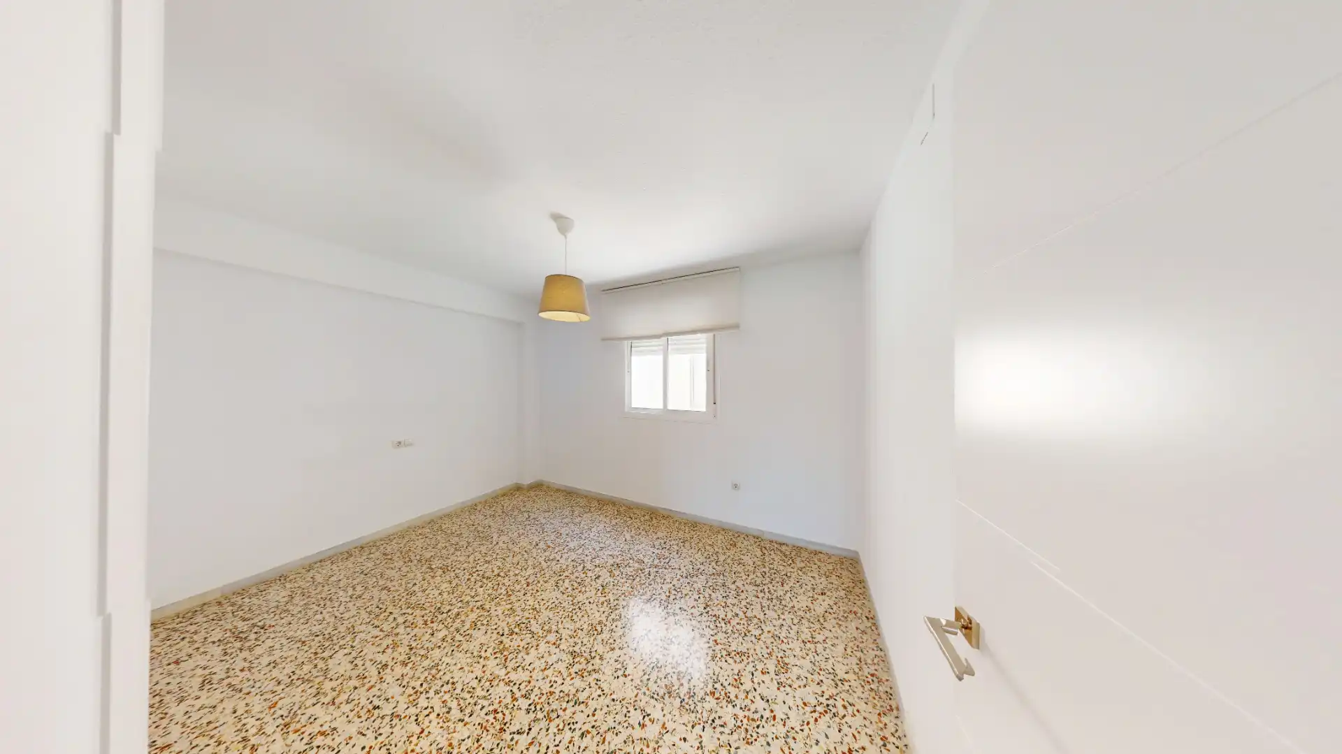 Habitación de Piso en venta en Almería con Aire acondicionado, Calefacción y Terraza