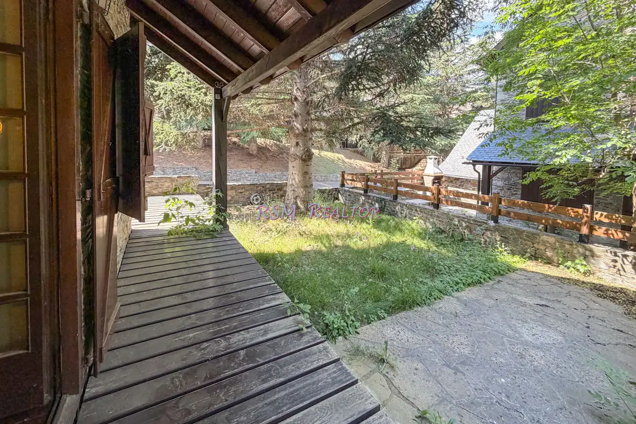 Terrassa de Casa o xalet en venda en Vielha e Mijaran amb Calefacció, Jardí privat i Parquet