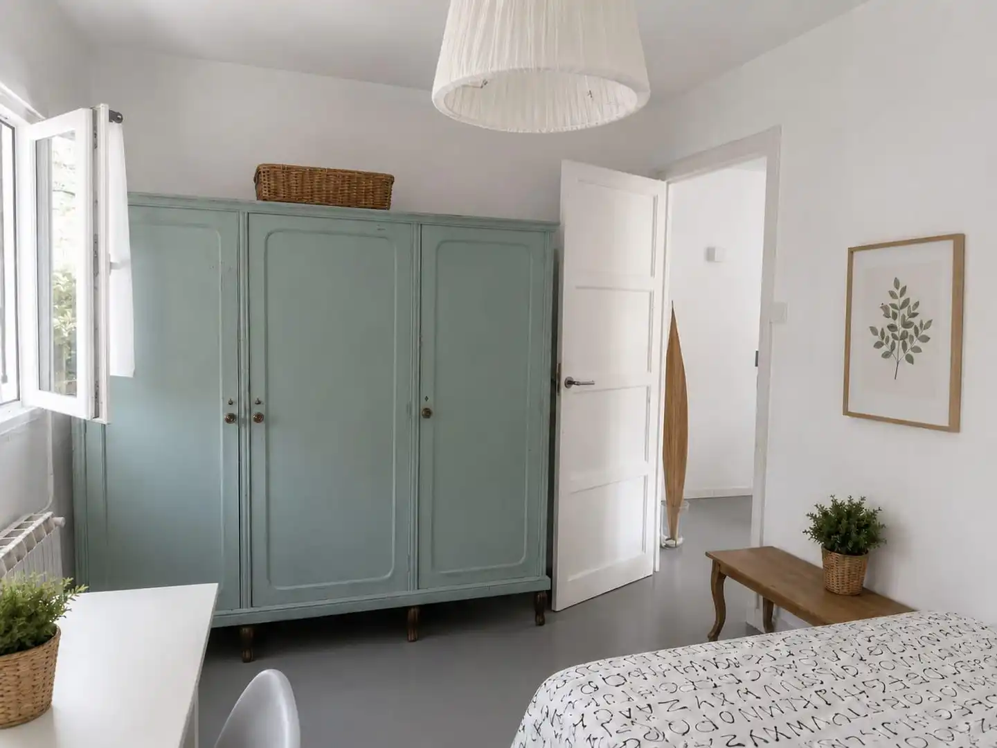 Habitación de Piso en venta en Madrid con Calefacción y Balcón