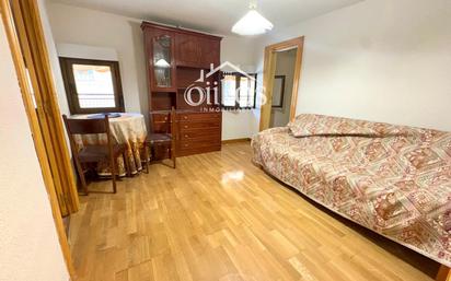 Bedroom of House or chalet for sale in Salamanca Capital  with Heating and Parquet flooring