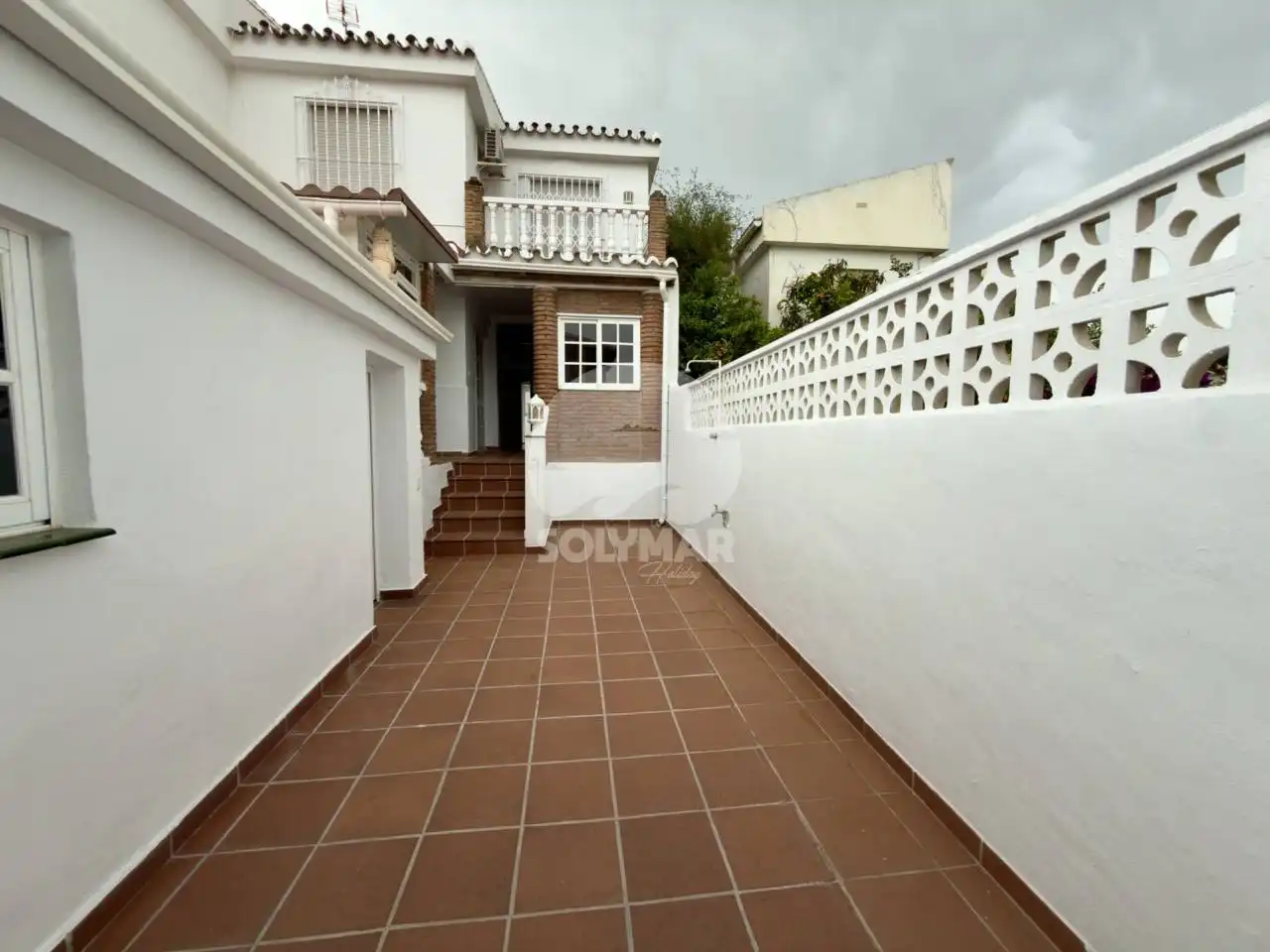 Vista exterior de Casa adosada de alquiler en Vélez-Málaga con Aire acondicionado y Terraza