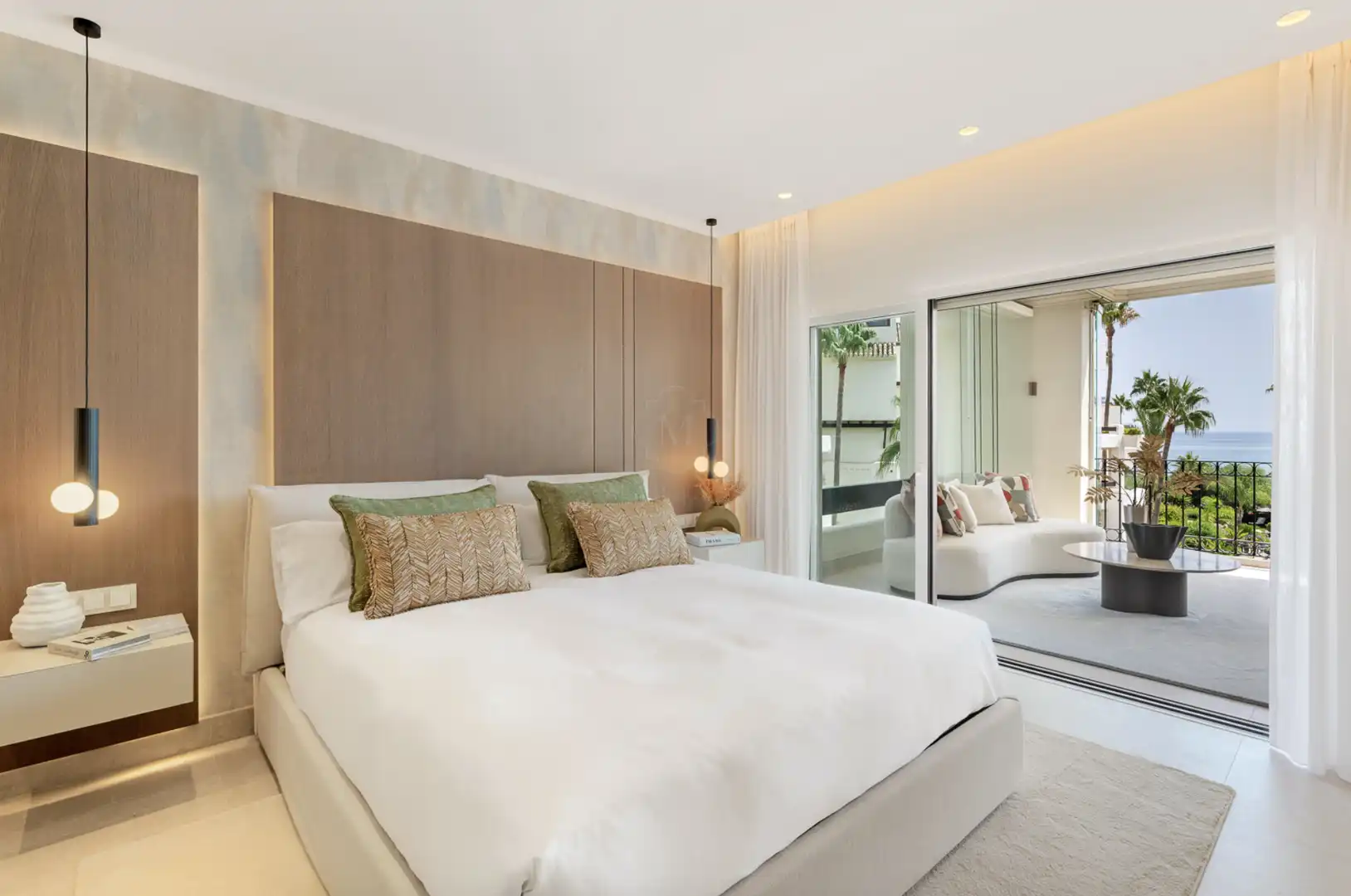Habitación de Apartamento en venta en Estepona con Aire acondicionado, Terraza y Piscina
