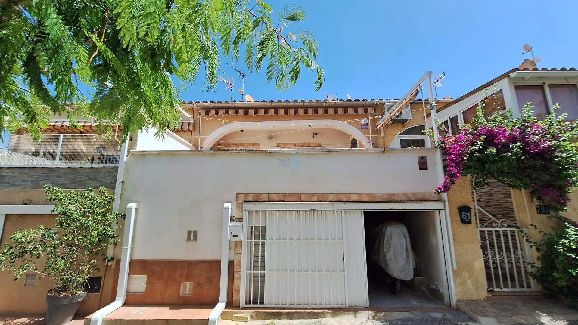 Vista exterior de Casa o chalet en venta en San Fulgencio con Terraza y Balcón