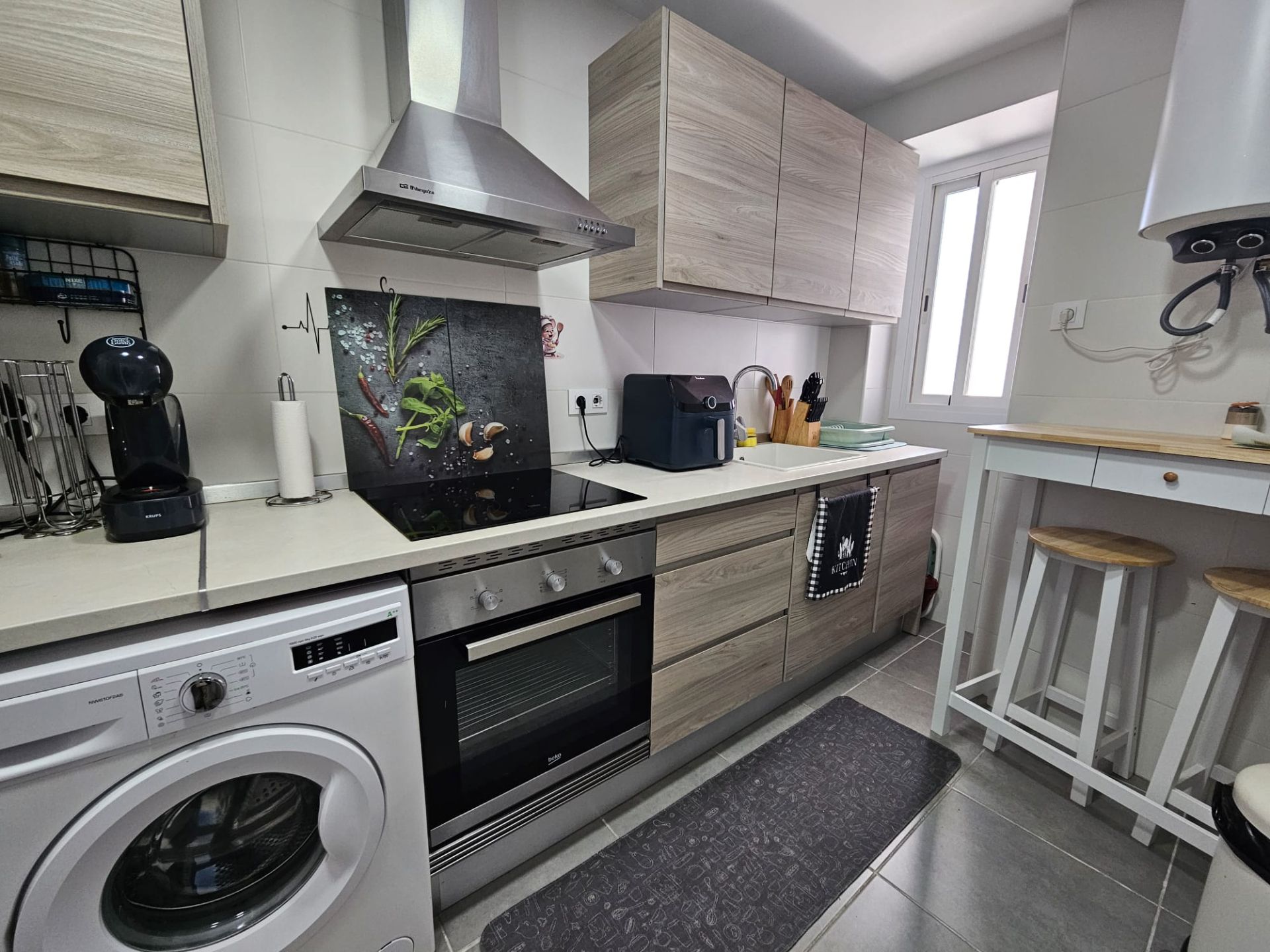 Kitchen of Flat for sale in Castellón de la Plana / Castelló de la Plana  with Air Conditioner, Heating and Furnished