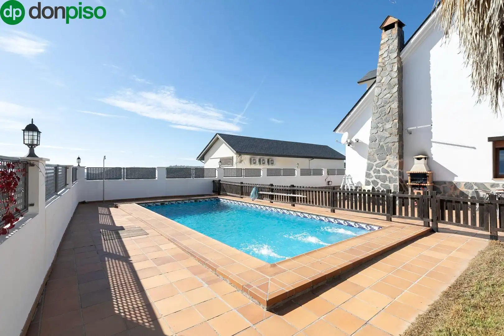Swimming pool of Houses for sale in Huétor de Santillán  with Heating, Private garden and Swimming Pool