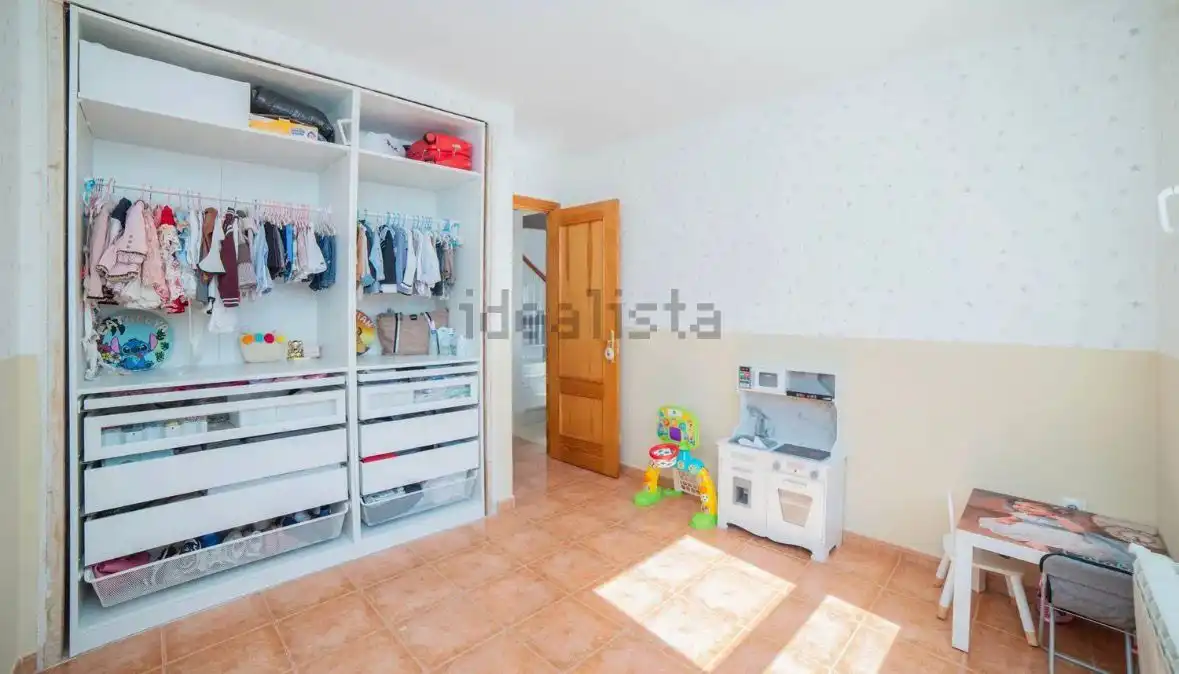 Dormitori de Casa o xalet en venda en Las Ventas de Retamosa amb Aire condicionat, Calefacció i Jardí privat