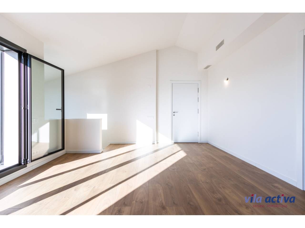 Dormitori de Dúplex en venda en Terrassa amb Aire condicionat, Calefacció i Parquet