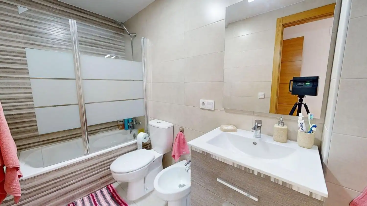 Bathroom of Flat for sale in Córdoba
