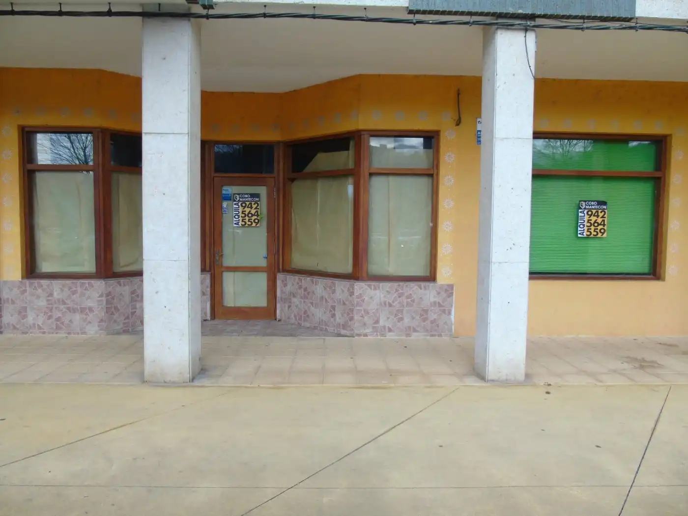 Local commercial à louer à Santa María de Cayón