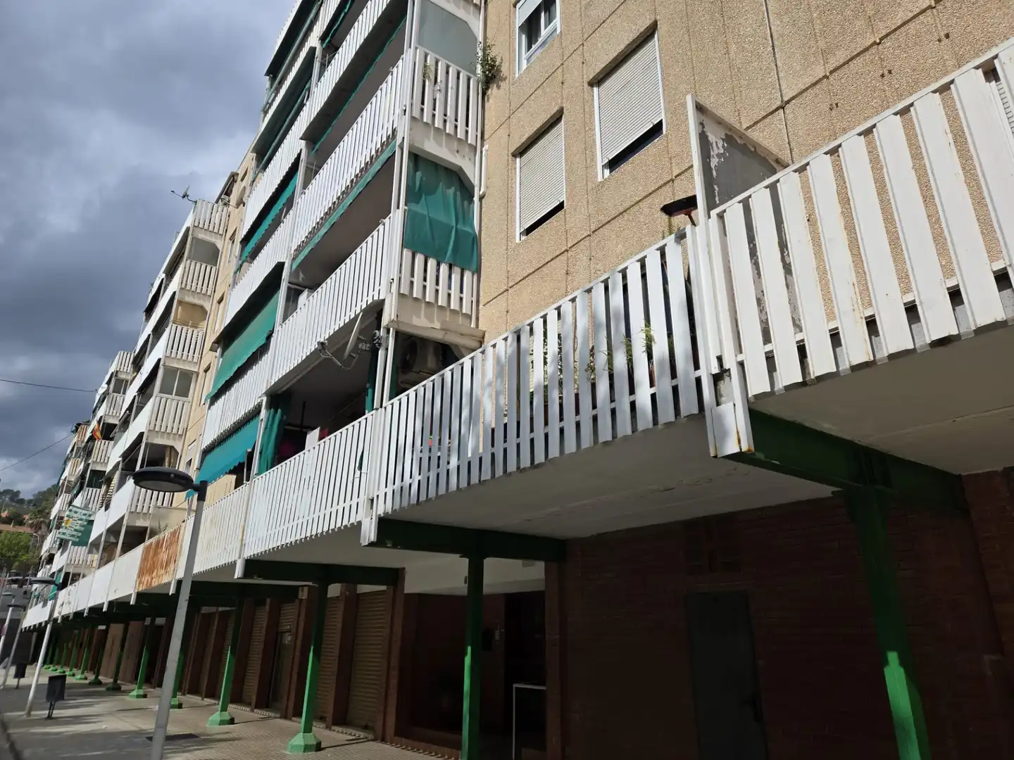 Terraza de Piso en venta en Sant Andreu de la Barca con Balcón y Alarma