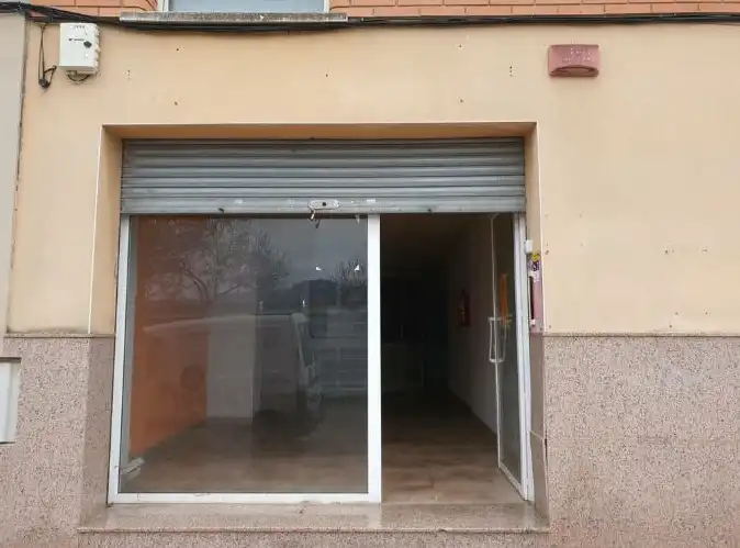 Locale commerciale in vendita a C/ Dels Ducs, imagen 2