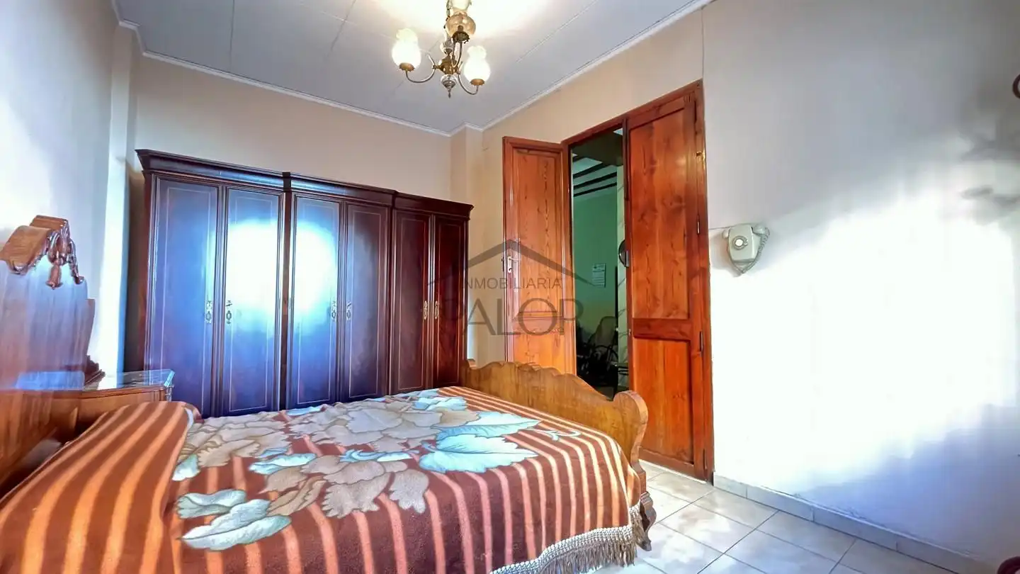 Dormitori de Casa o xalet en venda en Carcaixent amb Terrassa i Traster