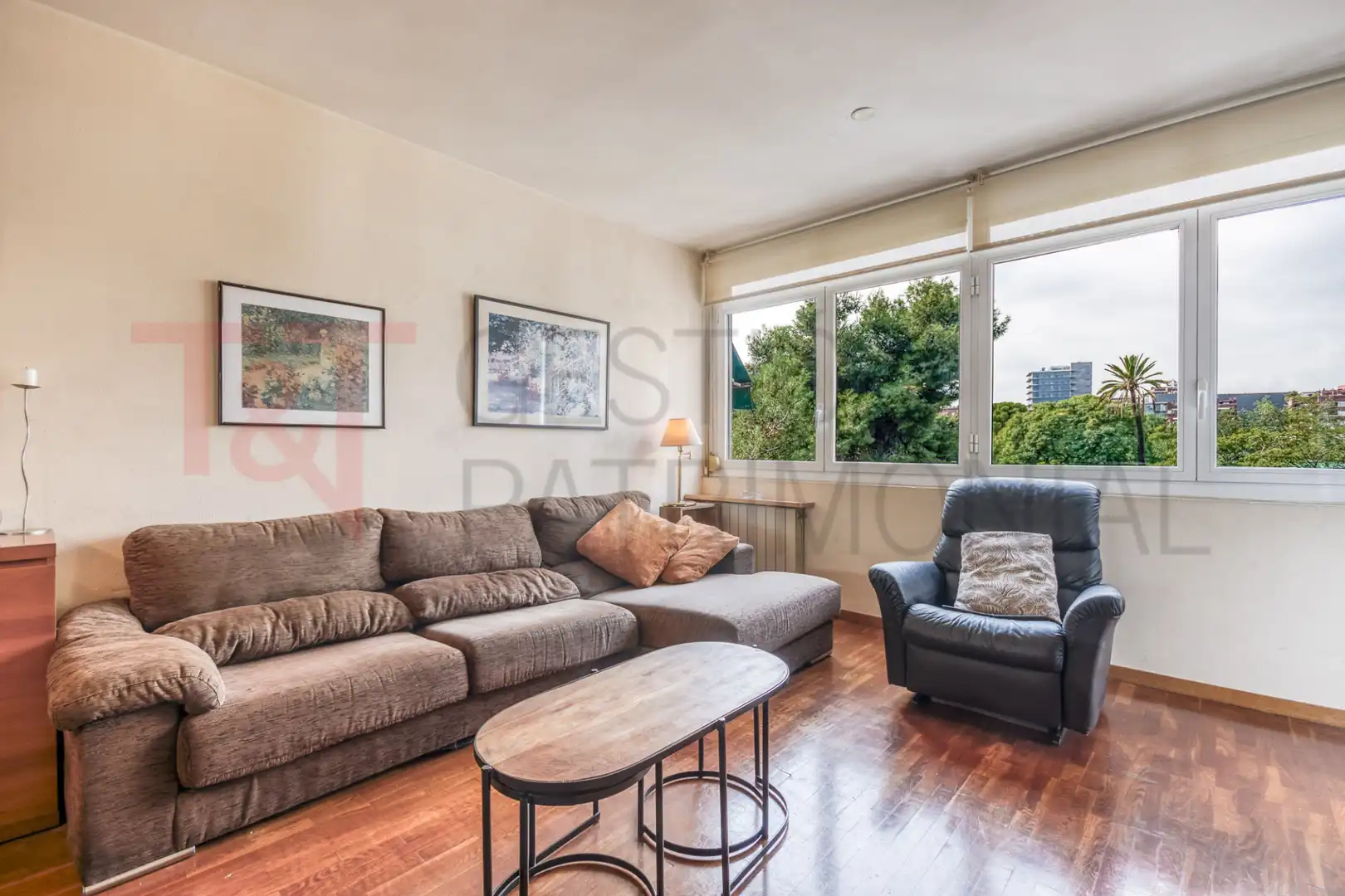 Sala de estar de Piso en venta en Barcelona con Aire acondicionado, Calefacción y Parquet