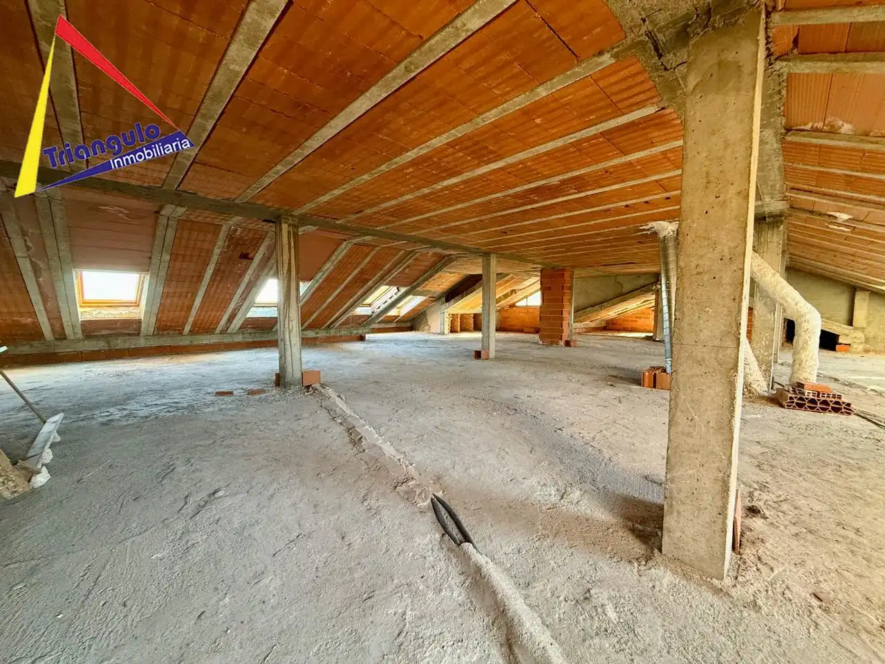 Casa o xalet en venda en Trescasas amb Aire condicionat, Terrassa i Moblat