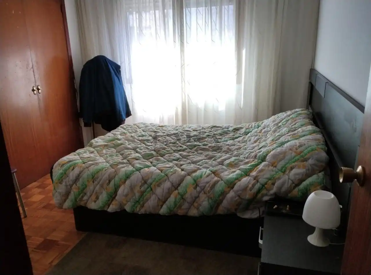 Dormitori de Pis en venda en Vigo  amb Parquet i Traster
