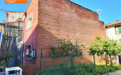 Vista exterior de Casa o xalet en venda en Ampuero amb Terrassa, Traster i Balcó