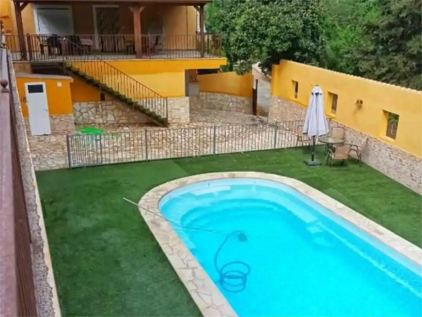 Piscina de Finca rústica en venda en Villacarrillo