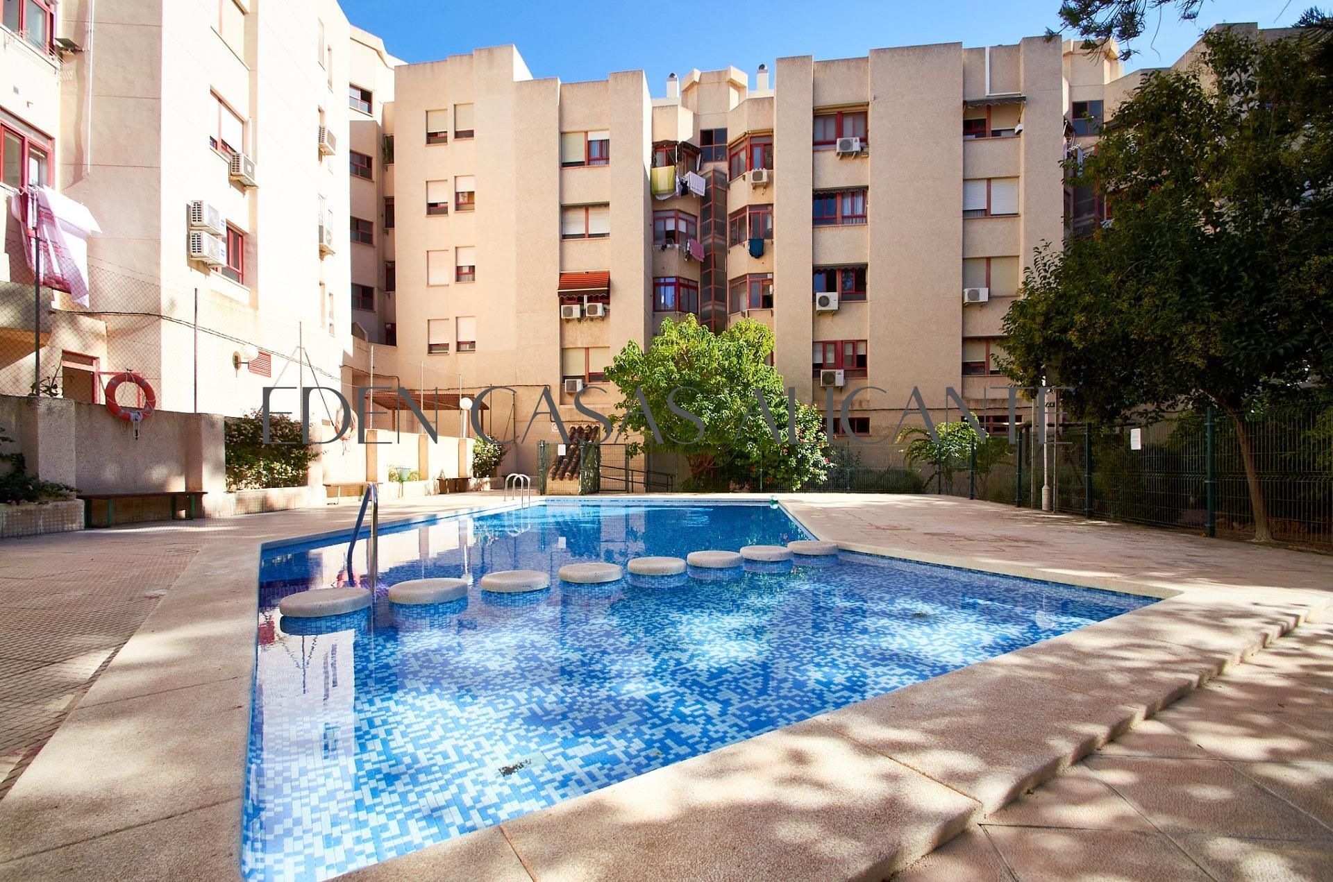 Swimming pool of Apartment for sale in Villajoyosa / La Vila Joiosa  with Air Conditioner, Heating and Private garden