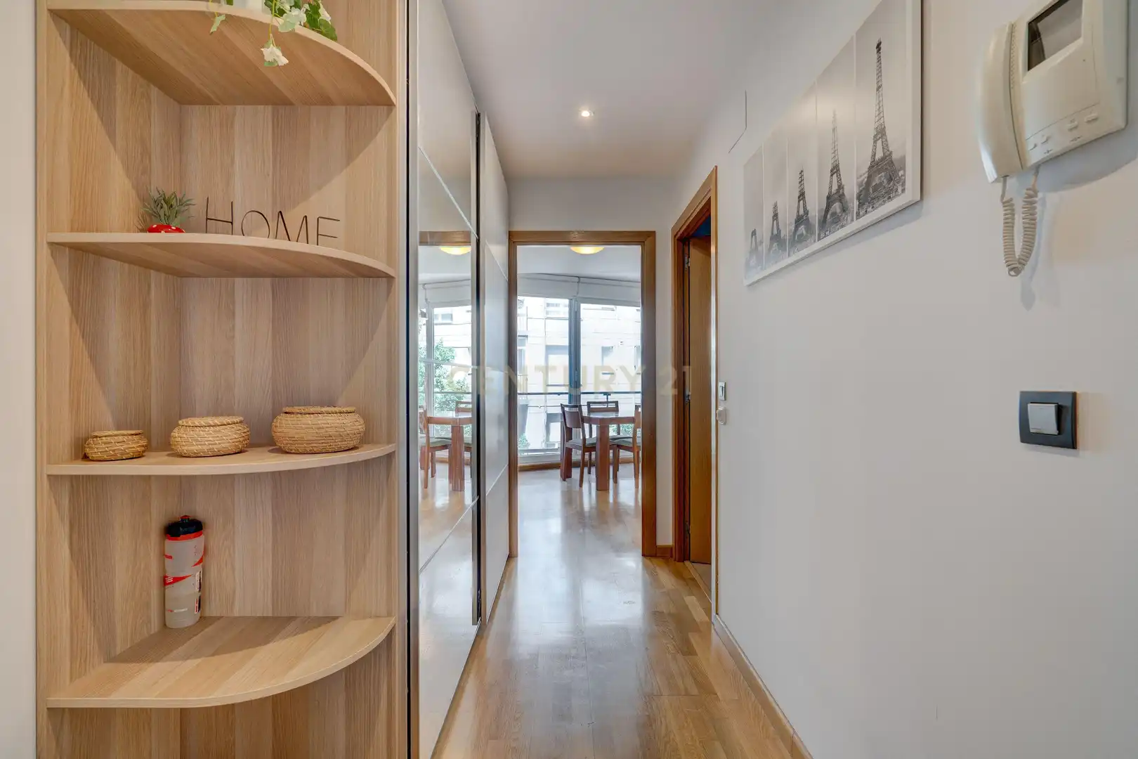 Dúplex en venta en Irun  con Trastero, Horno y Lavadora