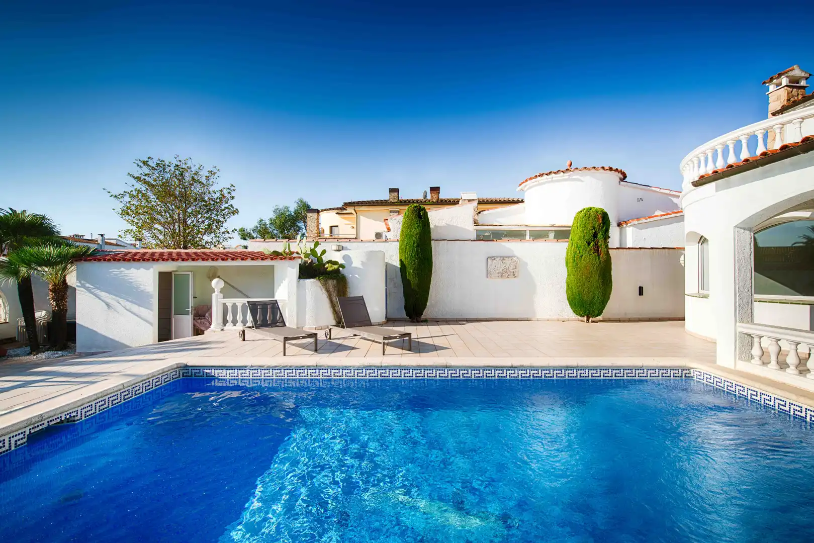 Chalet con piscina en venta en Carrer Llobregat, imagen 10