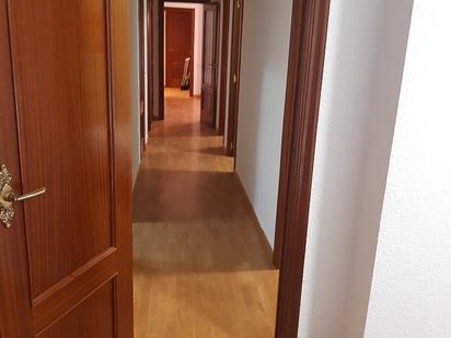 Flat for sale in  Valencia Capital  with Air Conditioner and Alarm