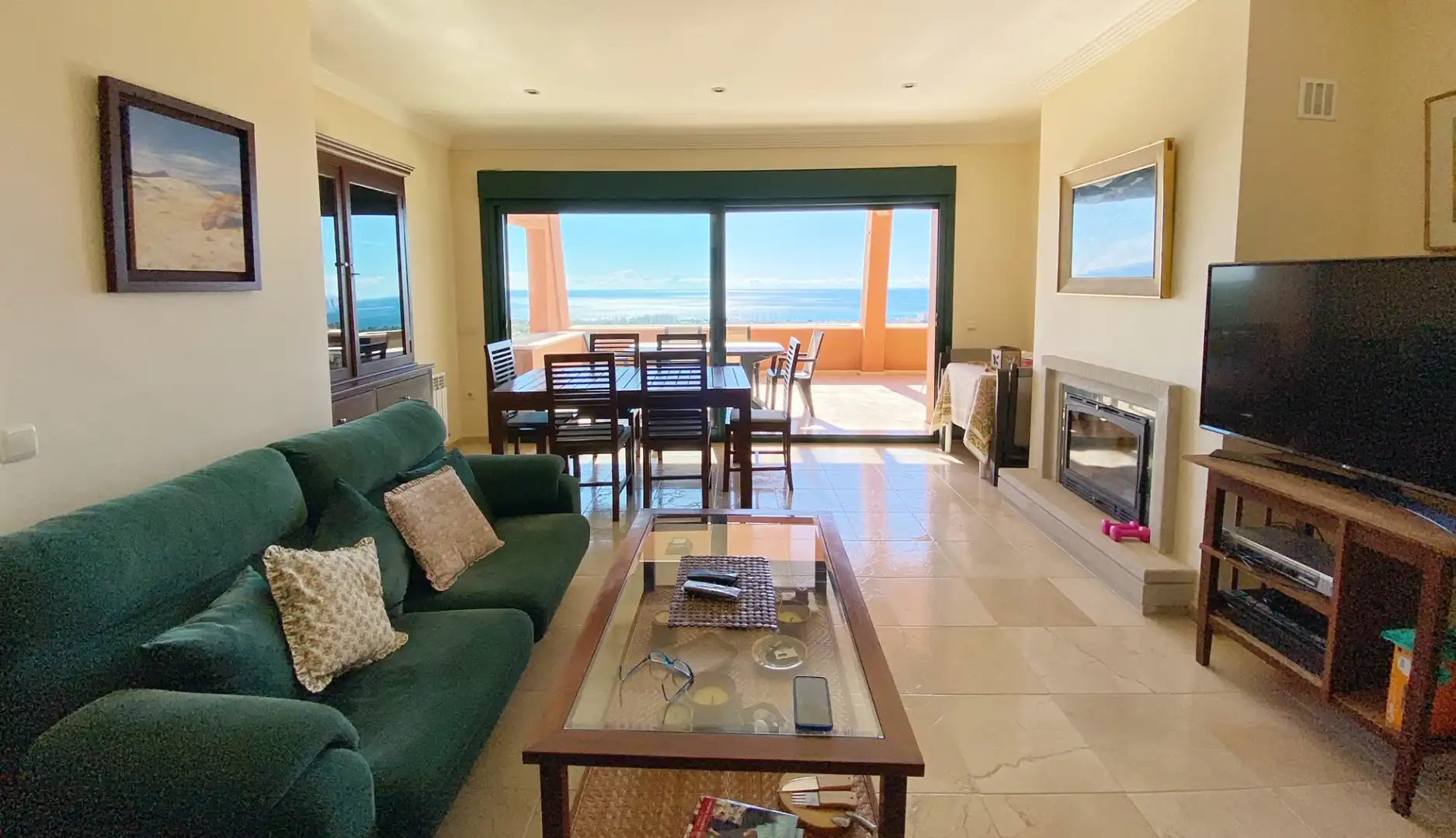 Sala de estar de Ático en venta en Marbella con Aire acondicionado, Terraza y Trastero