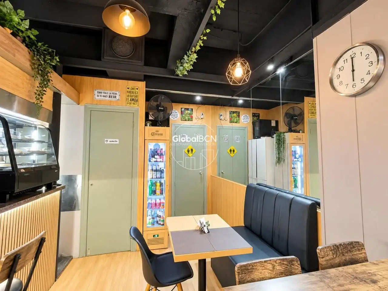 Business premises for transfer in calle de Pau Alsina, imagen 12