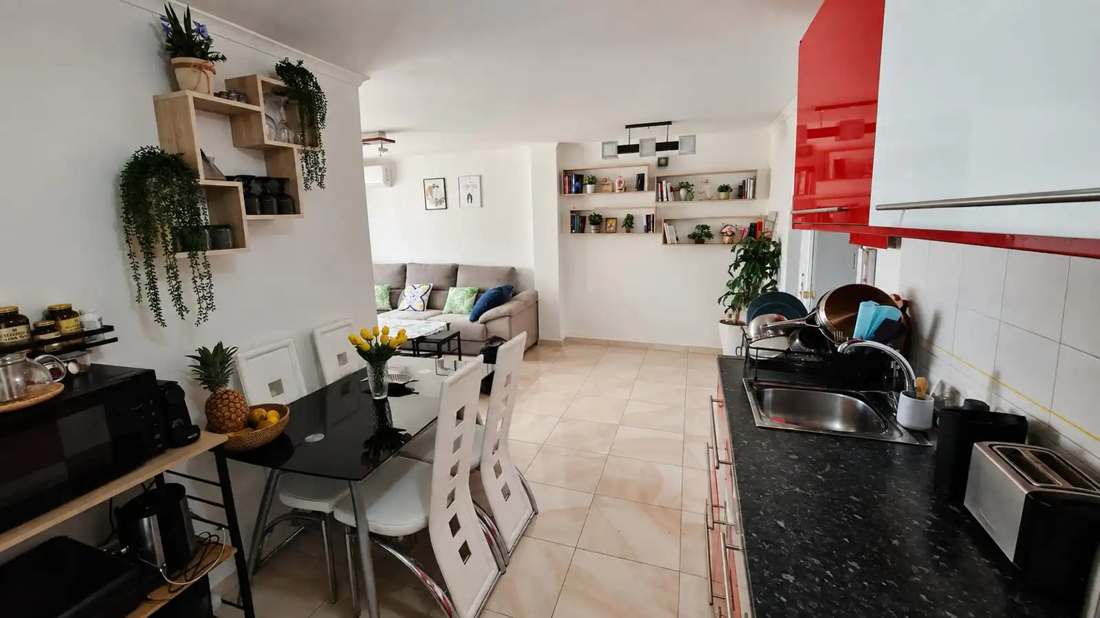 Piso con terraza en venta en Carrer de Joanot Martorell 4, imagen 3