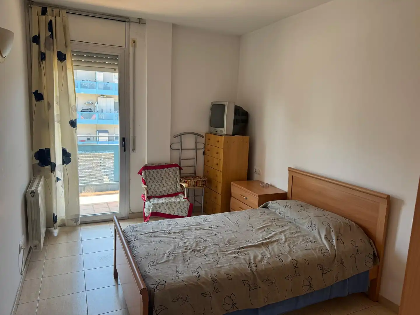 Bedroom of Flat for sale in Badalona  with Air Conditioner, Heating and Oven