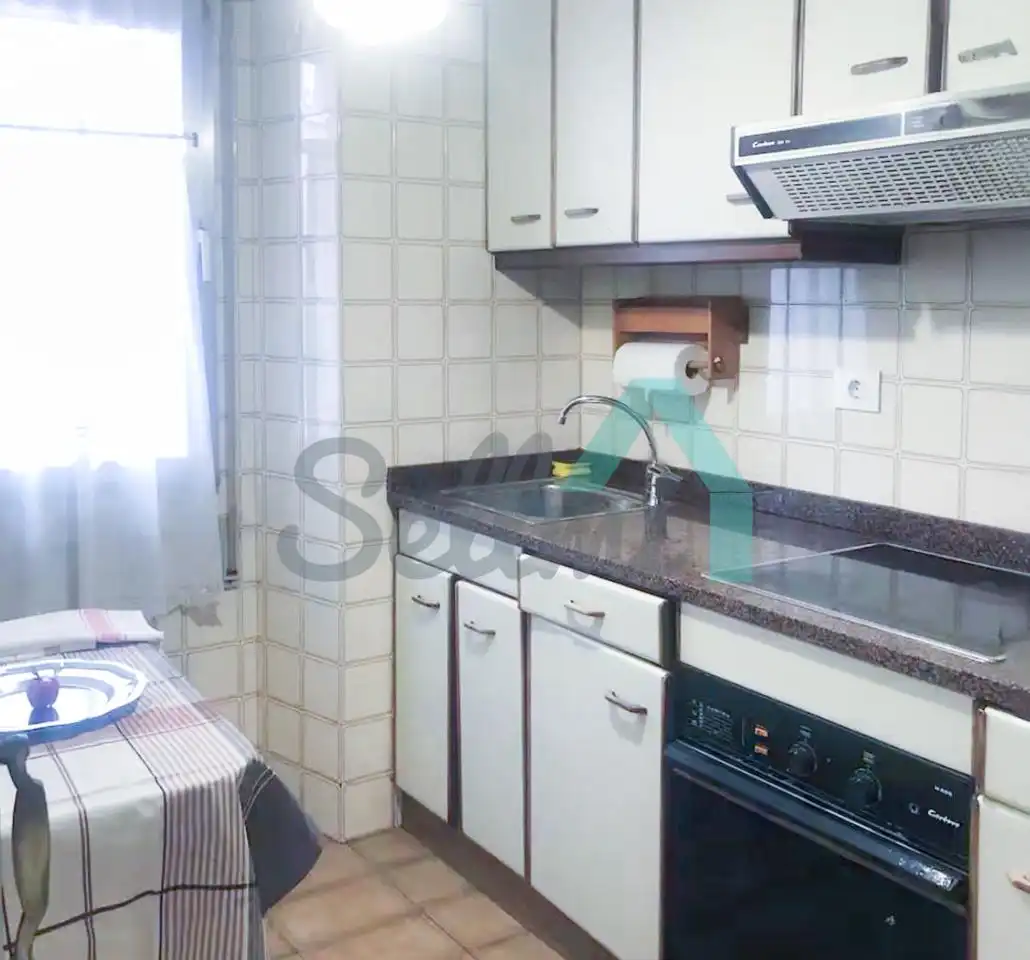 Kitchen of Flat for rent in Oviedo   with Heating, Parquet flooring and Furnished