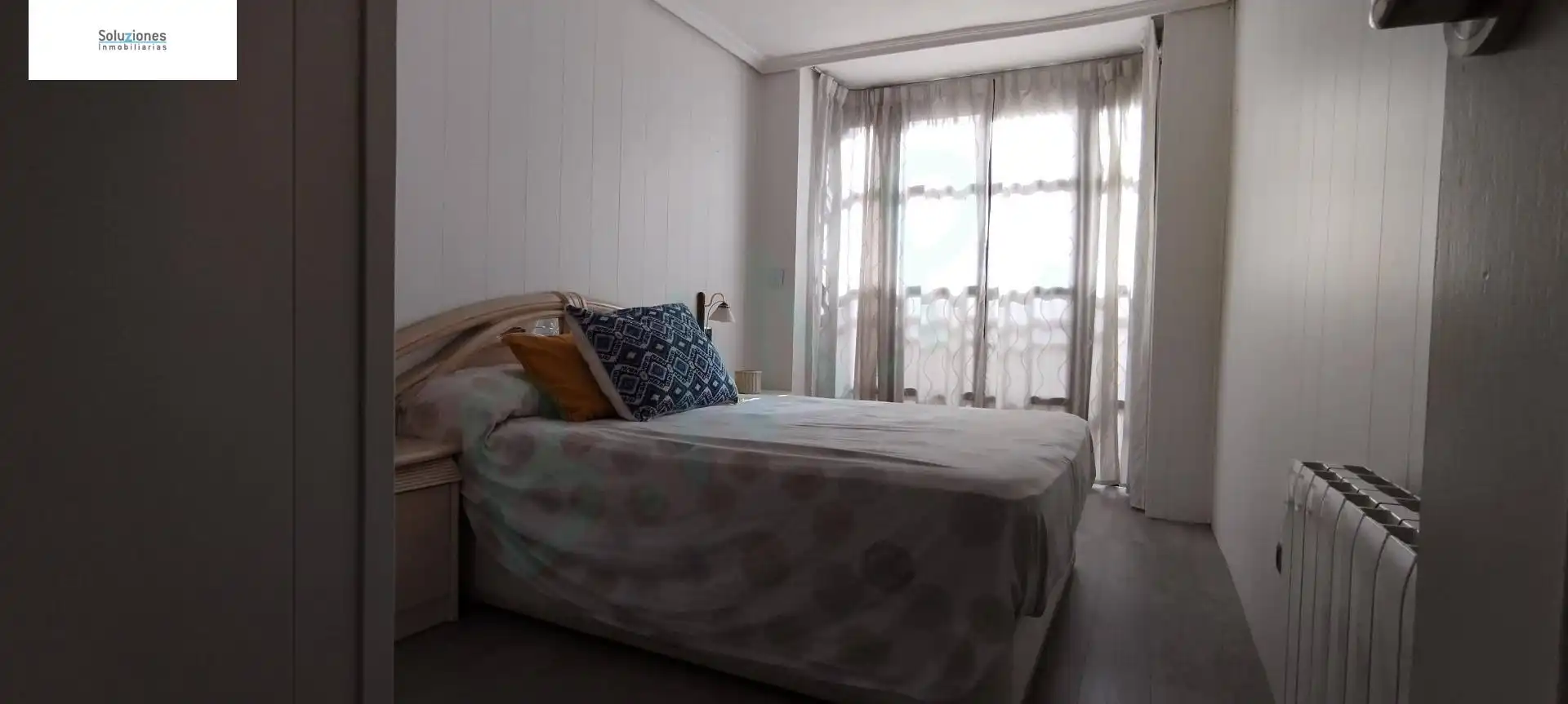 Habitación de Casa adosada en venta en Albacete con Aire acondicionado, Calefacción y Terraza