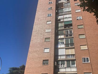 Exterior view of Flat for sale in  Madrid Capital