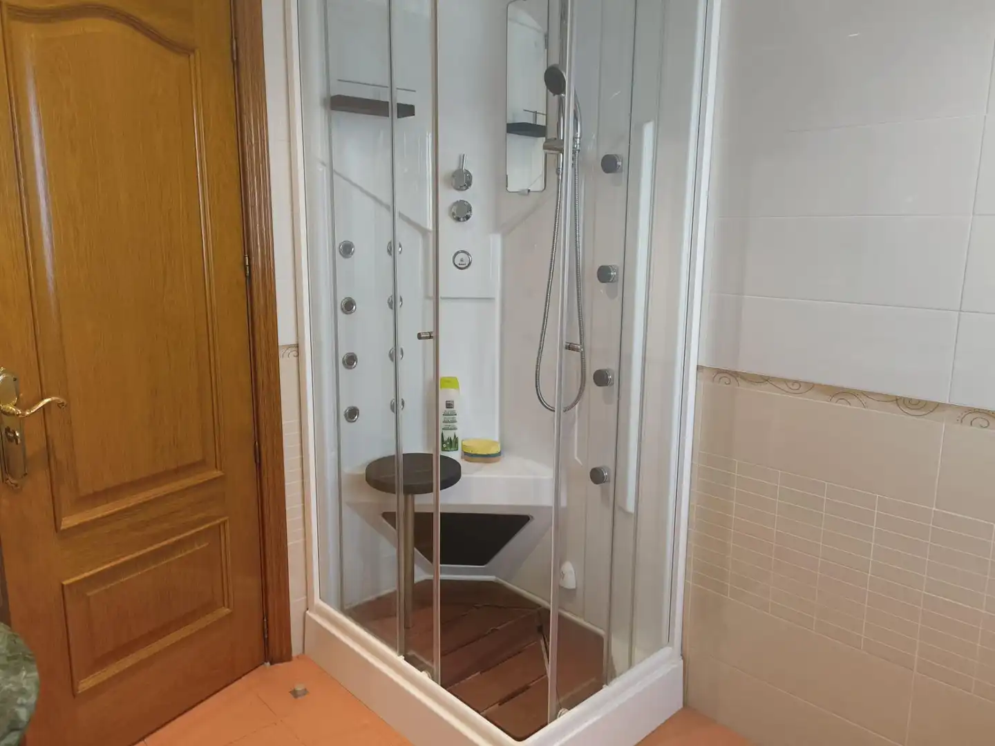 Bany de Casa o xalet en venda en Villaluenga de la Sagra amb Aire condicionat, Calefacció i Jardí privat