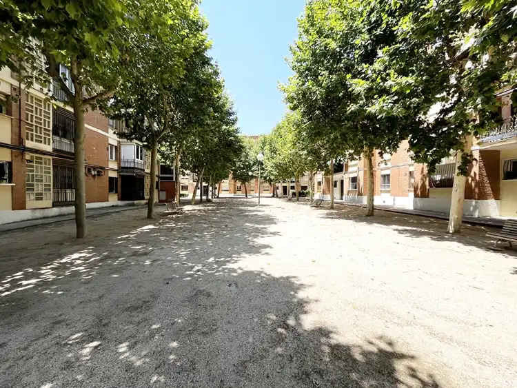 Exterior view of Flat for rent in Madrid  with Heating, Parquet flooring and Furnished