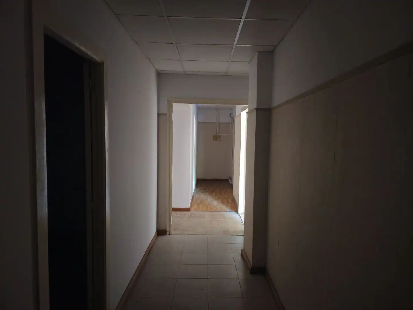 Local comercial en venda a Corts Catalanes, imagen 10