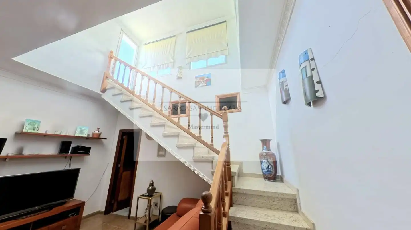 Haus oder Chalet zum Verkauf in Las Palmas de Gran Canaria mit Privatgarten und Terrasse