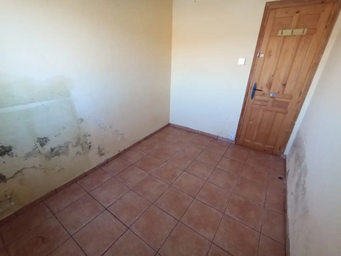 Habitación de Casa adosada en venta en Riba-roja d'Ebre