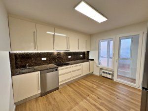 Kitchen of Flat to rent in Gijón   with Heating, Parquet flooring and Terrace