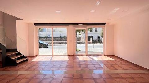 Photo 2 of Premises to rent in Carrer de L'empordà, 64, Poble Nou - Olivar Gran, Girona