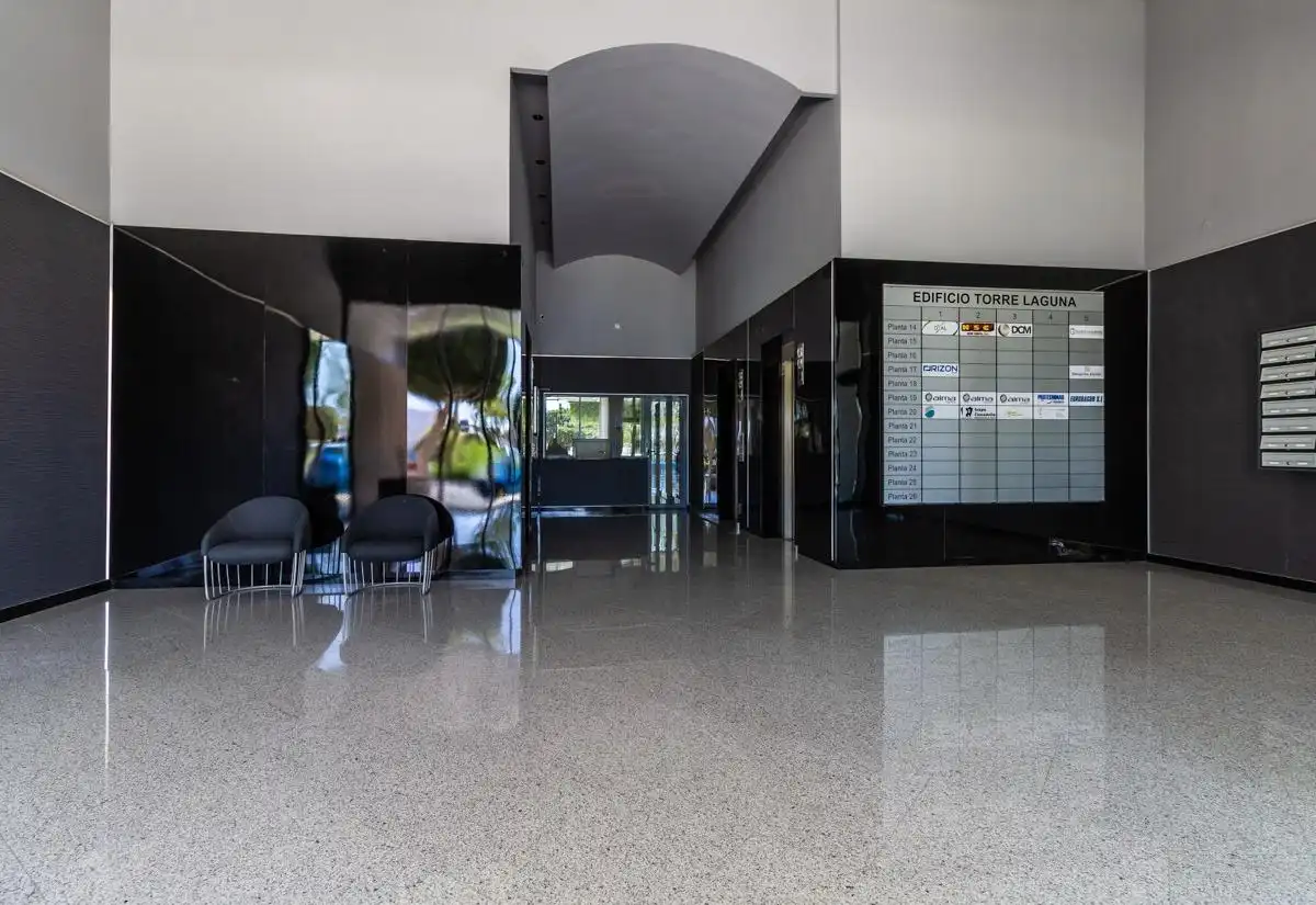 Oficina de alquiler en El Ejido