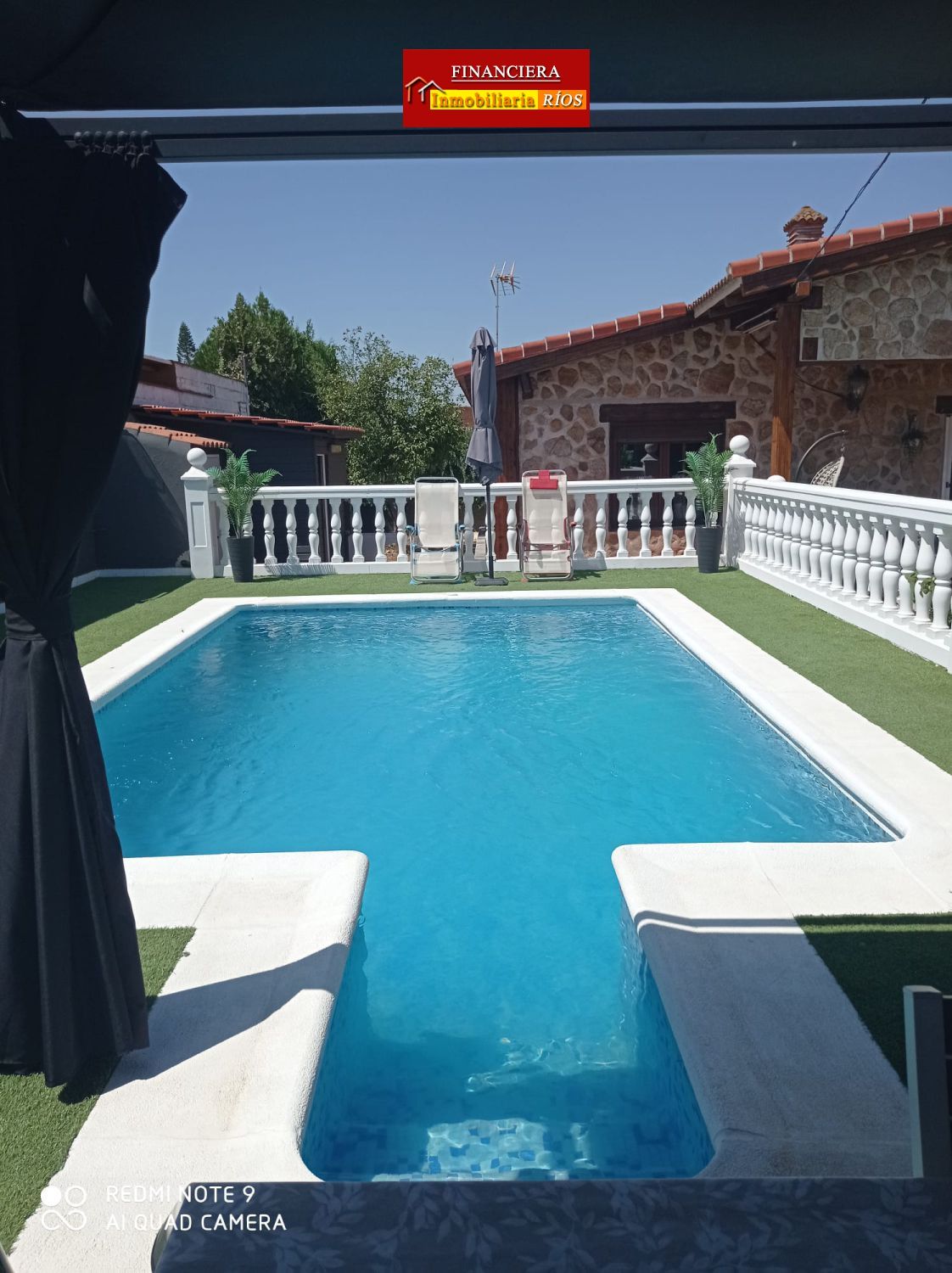 Swimming pool of House or chalet for sale in Alcalá de Guadaira  with Air Conditioner and Swimming Pool