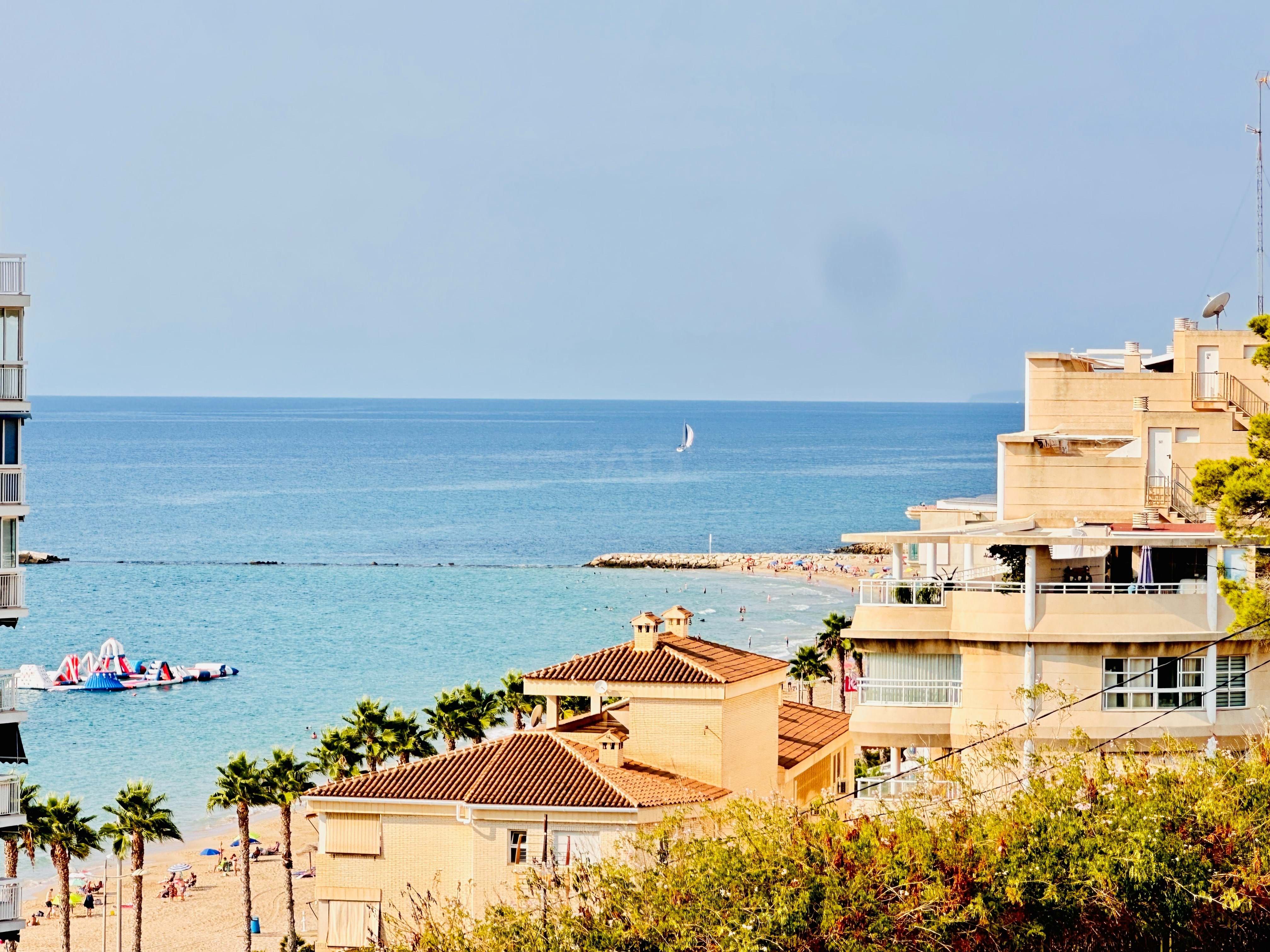 Exterior view of Flat for sale in Villajoyosa / La Vila Joiosa  with Air Conditioner, Heating and Terrace