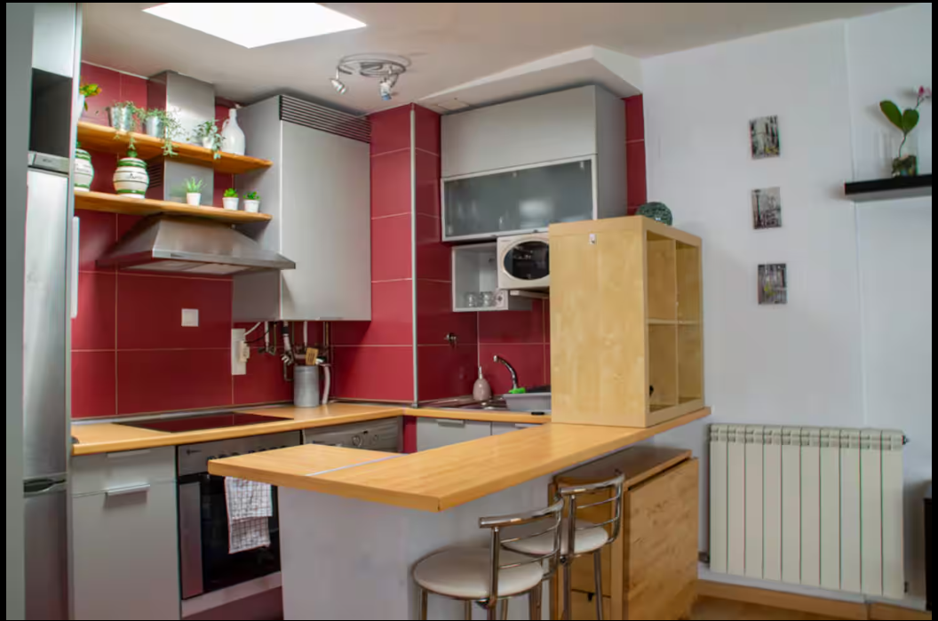 Kitchen of Flat for sale in  Zaragoza Capital  with Air Conditioner and Heating