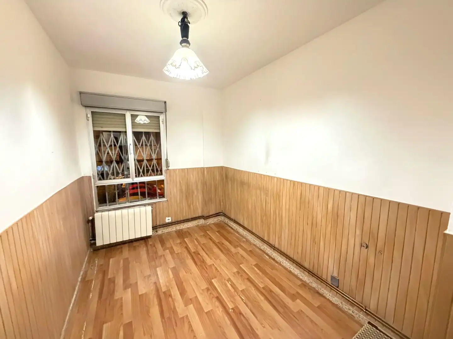 Bedroom of Flat for sale in Madrid