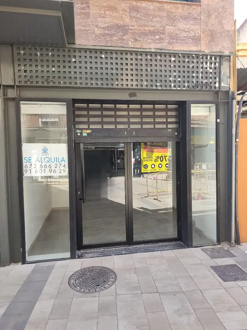 Local comercial de lloguer a Calle Madrid
