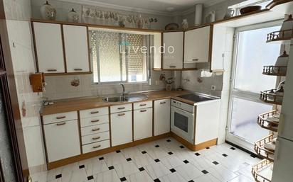 Kitchen of Flat for sale in San Fernando  with Air Conditioner